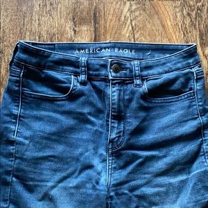 American Eagle Medium Wash Super Hi-Rise Jegging